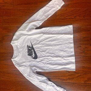 Nike Girl’s Long Sleeve T-Shirt White Black Logo Kids Size Small (New with tags)